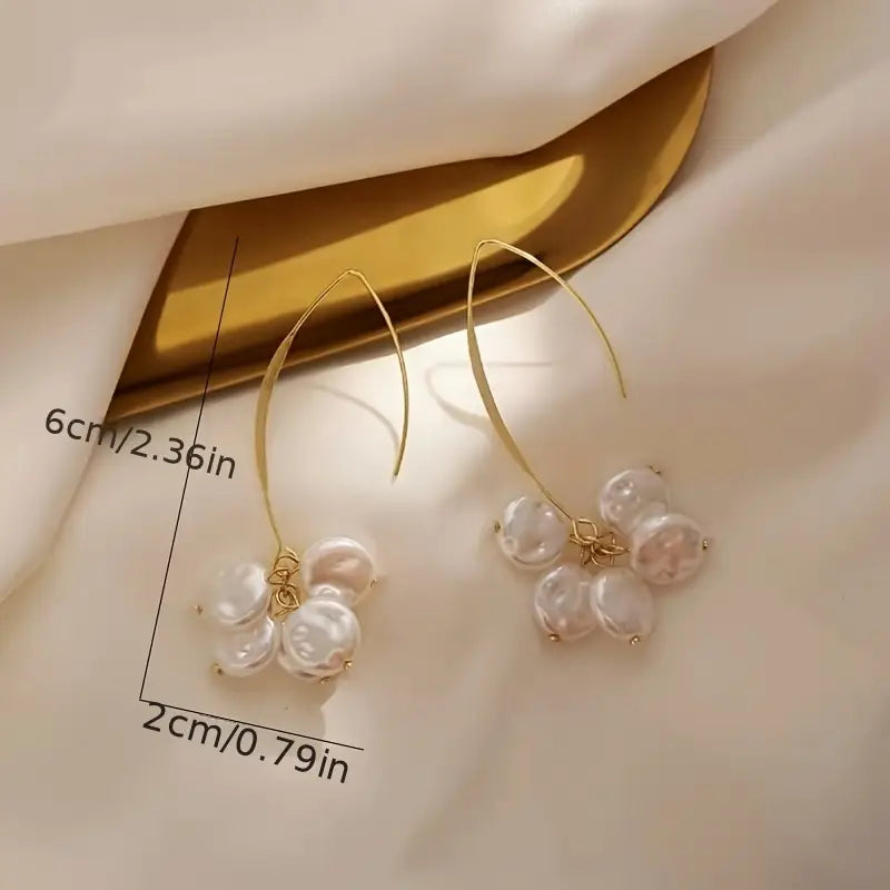 A Bunch of pearls earrings