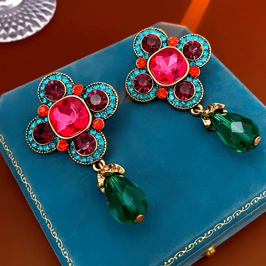 Comtesse Teardrop earrings