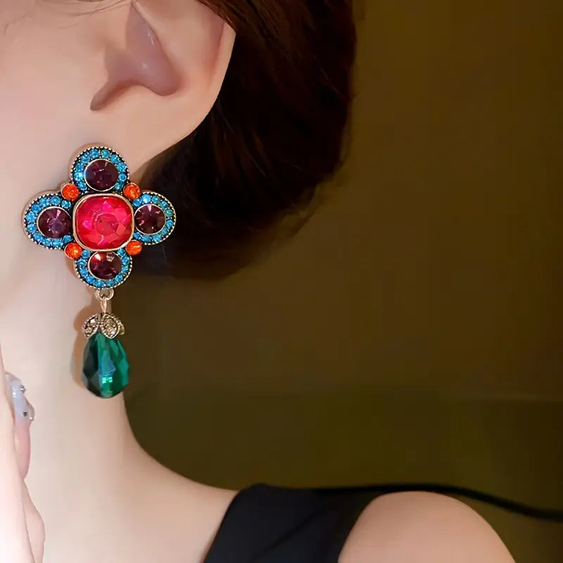 Comtesse Teardrop earrings